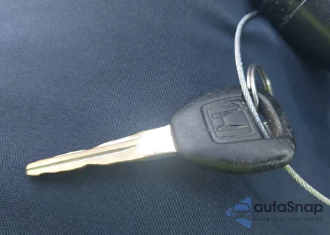 2002 Honda S2000 z USA, uszkodzony, nr VIN JHMAP11482T000318